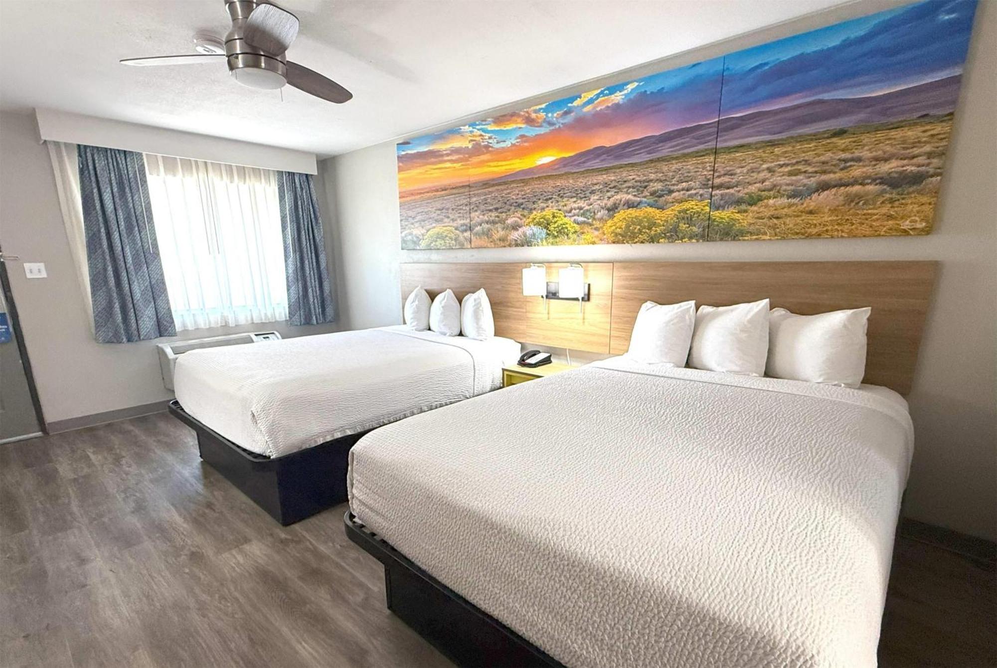 Standard Room Two Queen Beds Non-Smoking Not Pet Friendly,1676748089:JPEG
