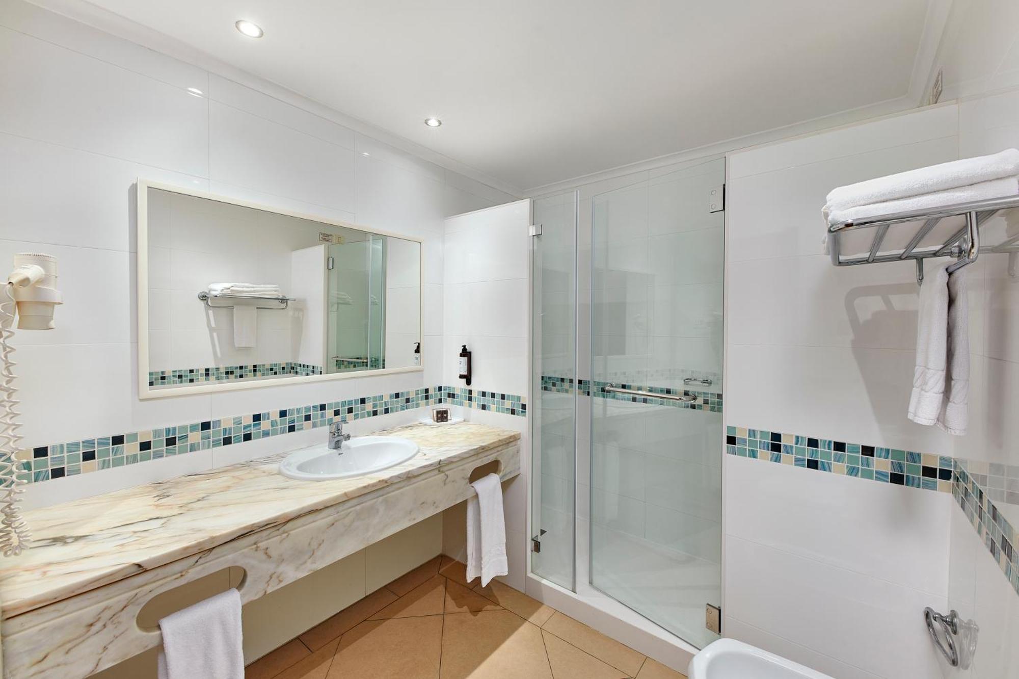 Twin Room Land View