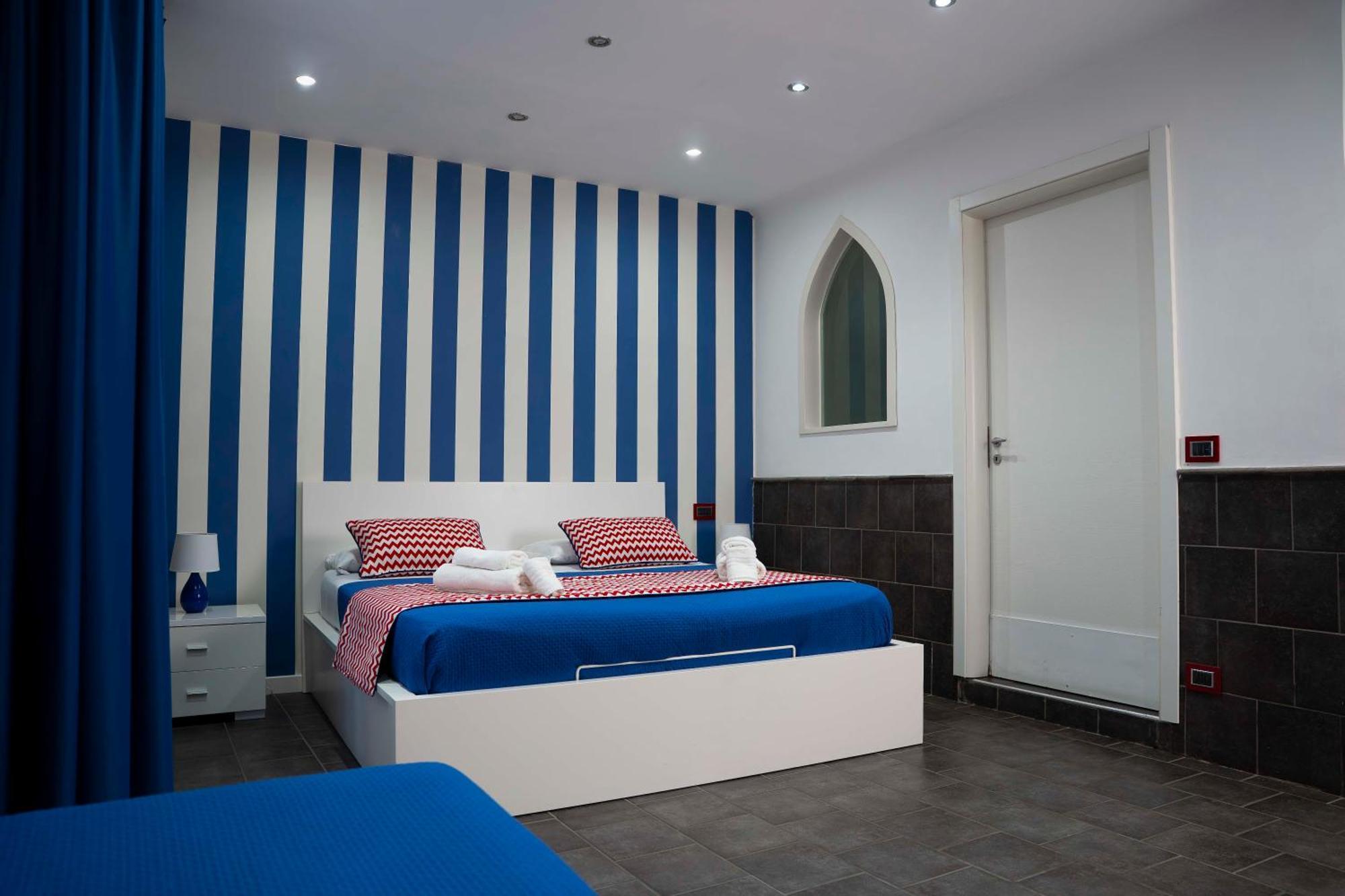Queen Room Spa Bath