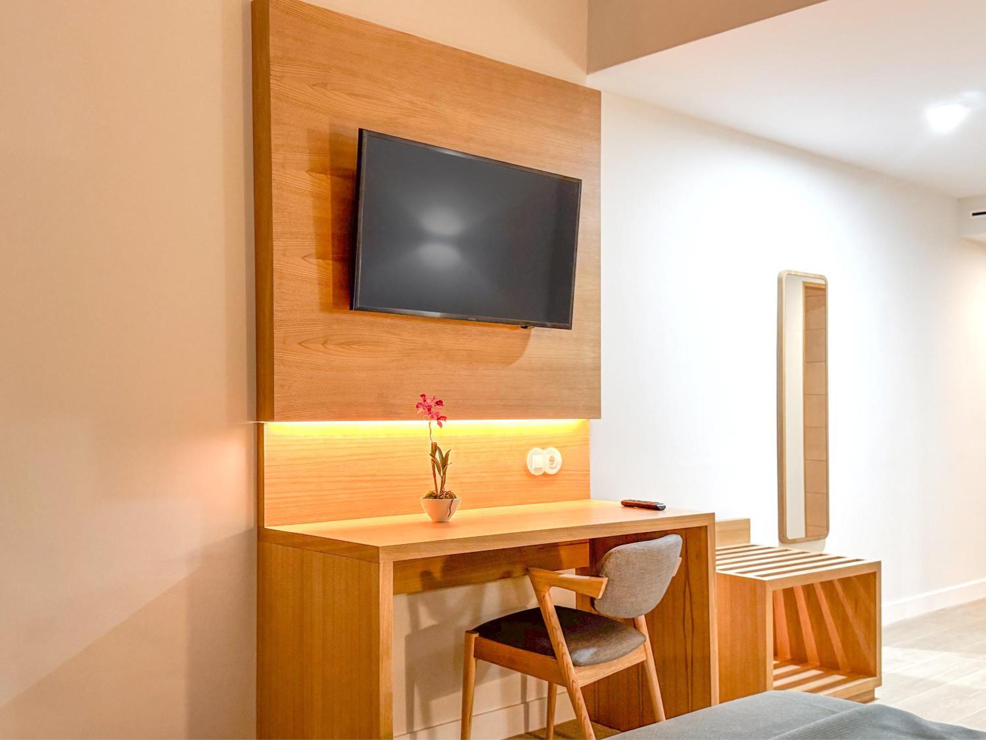 Junior Suite Sea View Single Occupancy