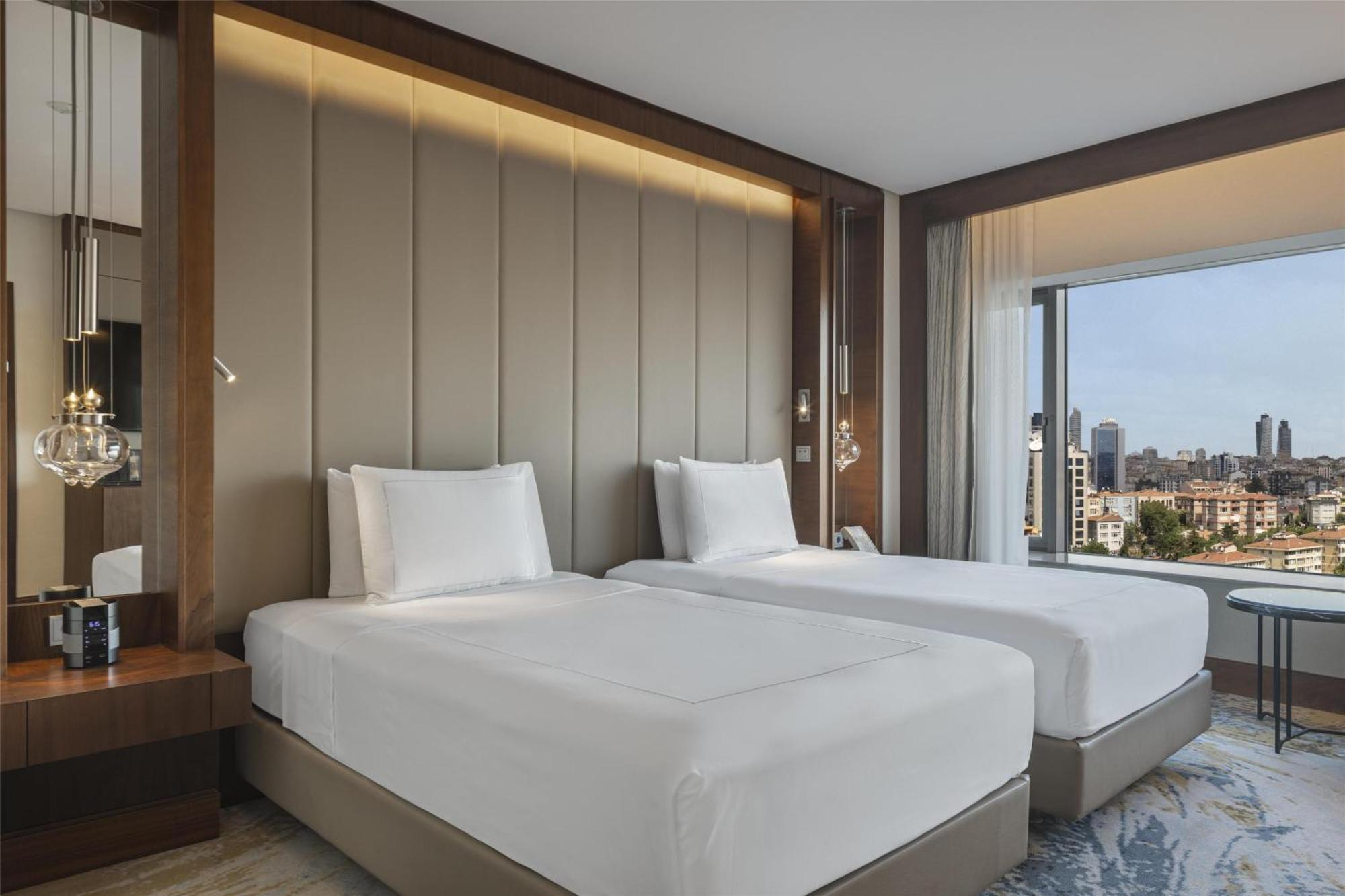 Executive Twin Room with Park View - Lounge Access,1698856342:JPEG