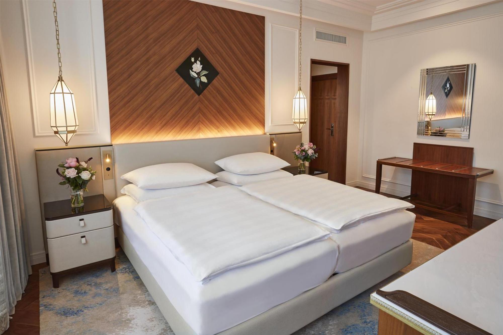 Signature Deluxe Room