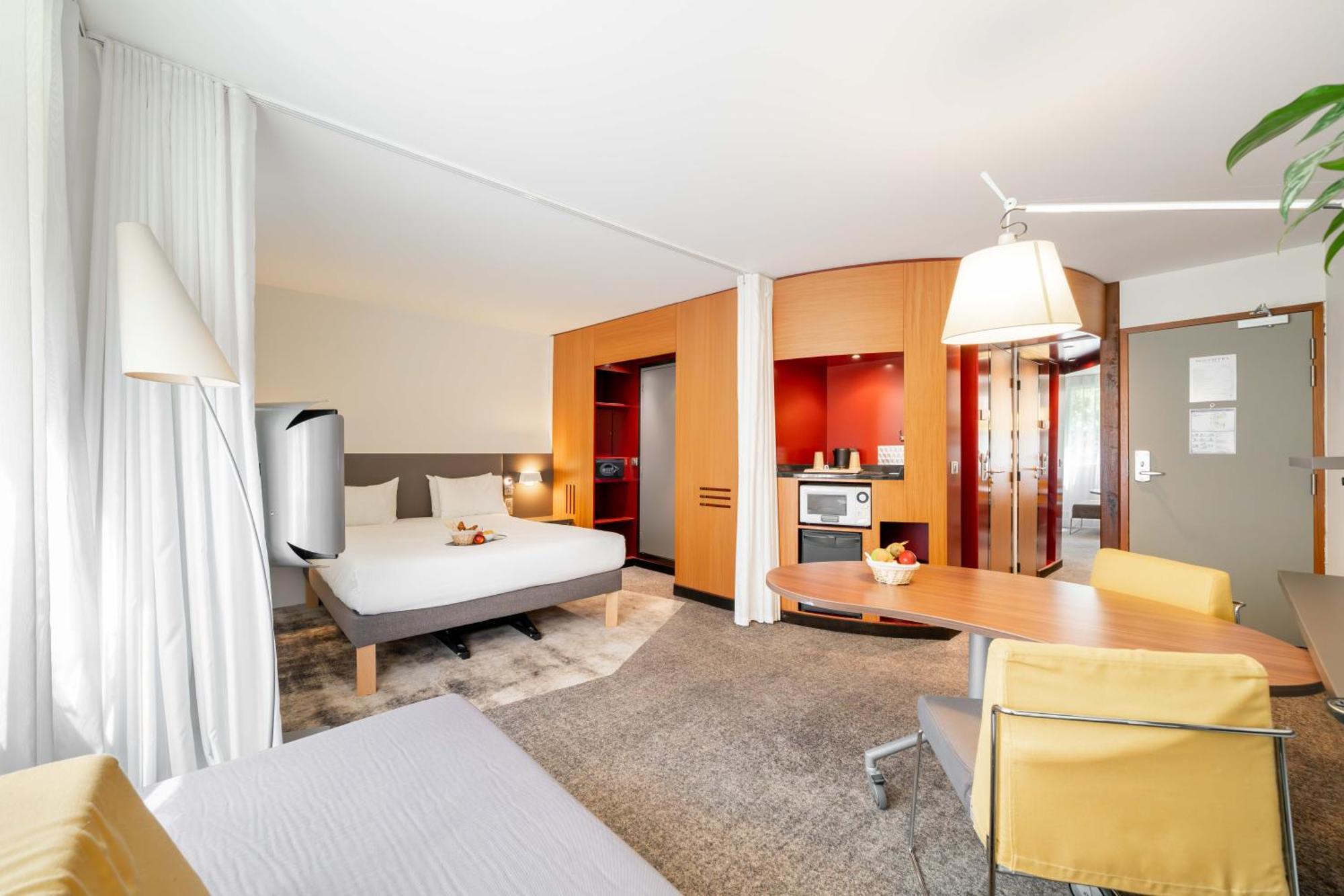 Superior Queen Suite