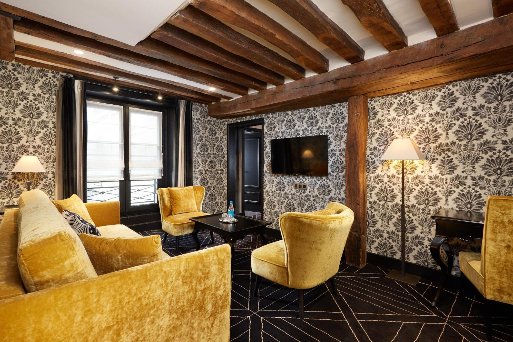 Superior Junior Suite