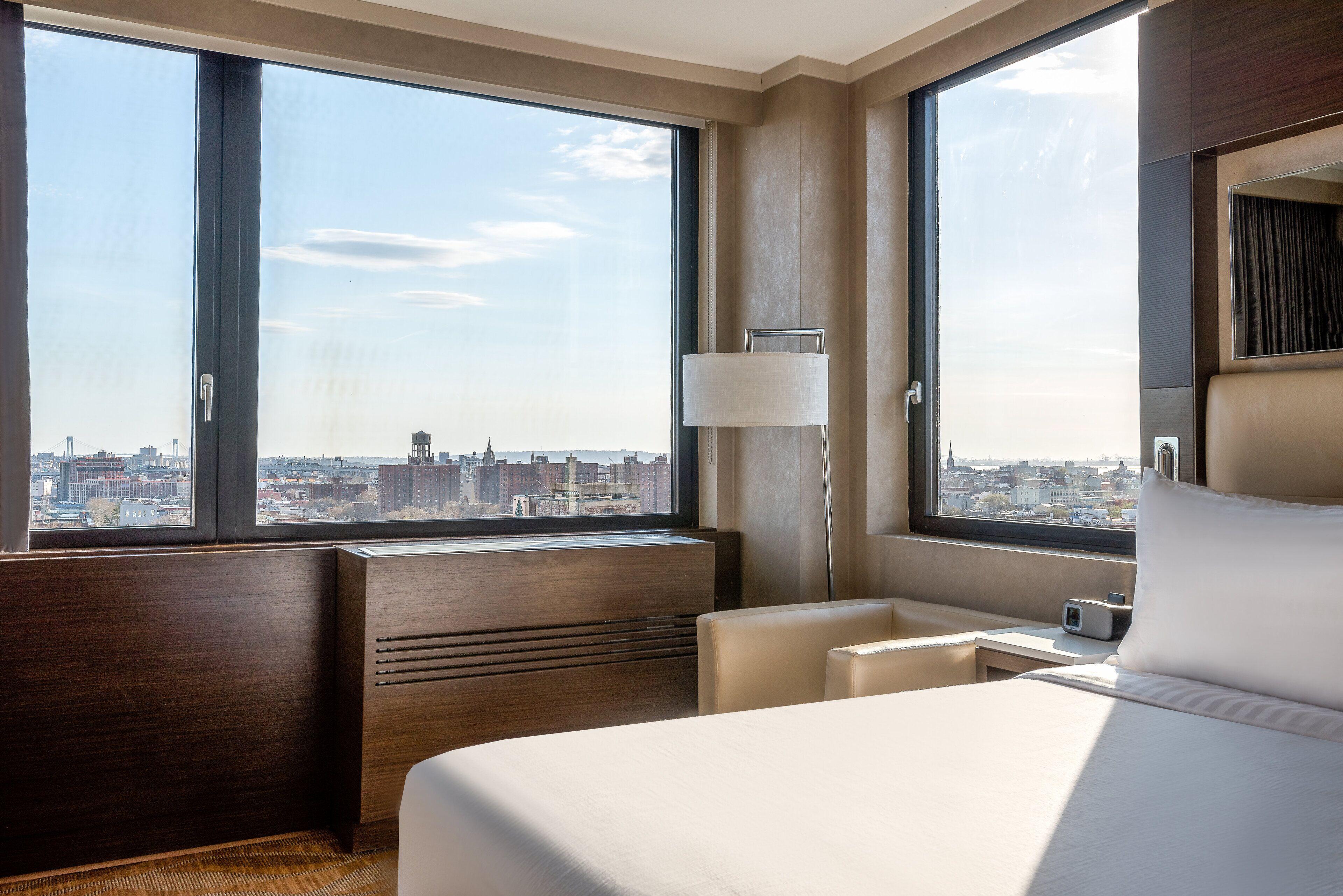 King Room Verrazano Bridge View Non Smoking