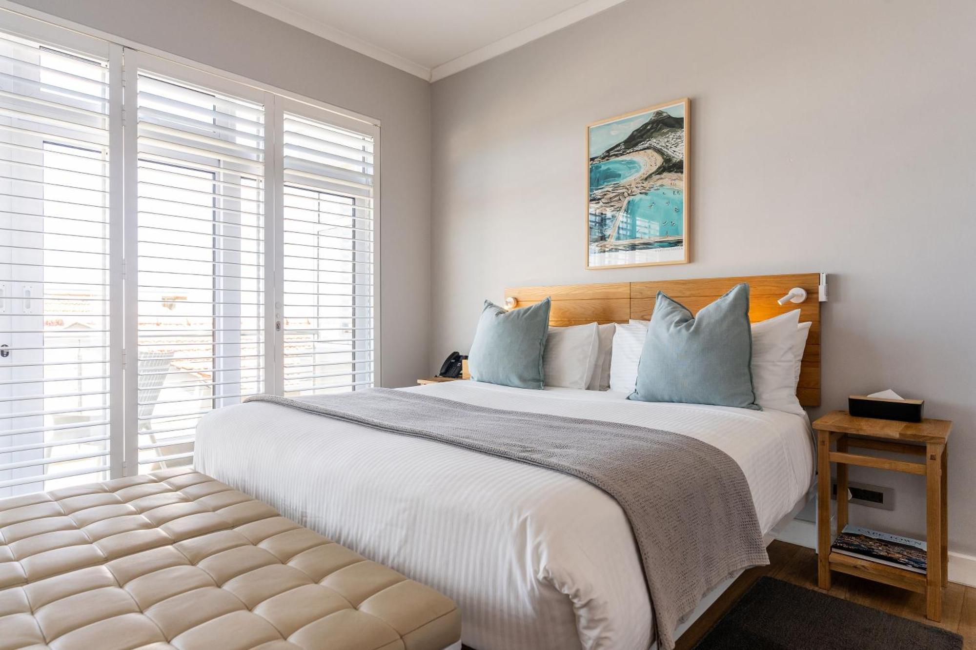 Double or Twin Room Sea View