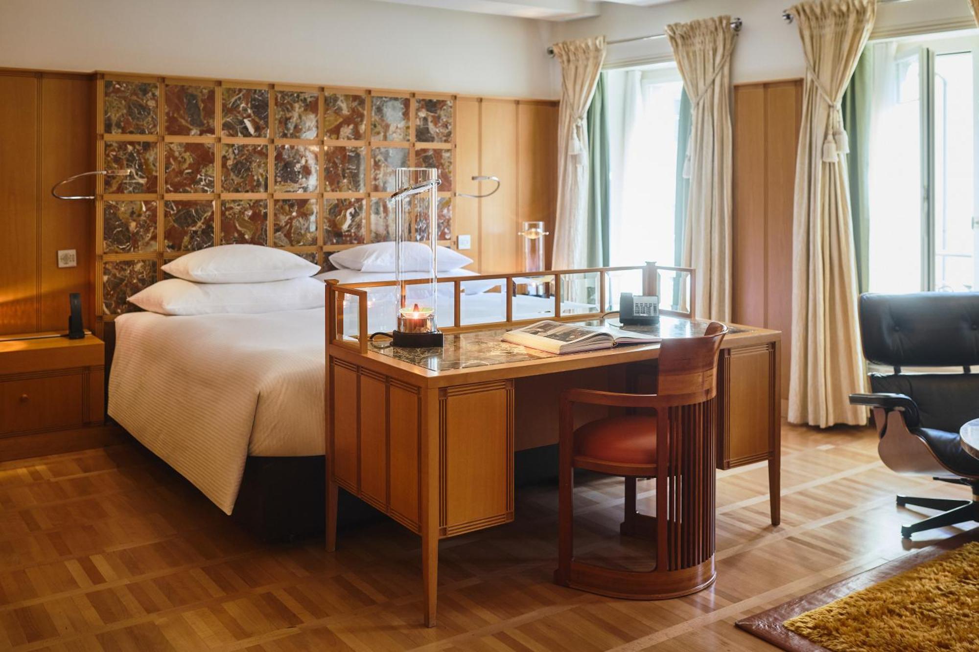 Deluxe Double or Twin Room