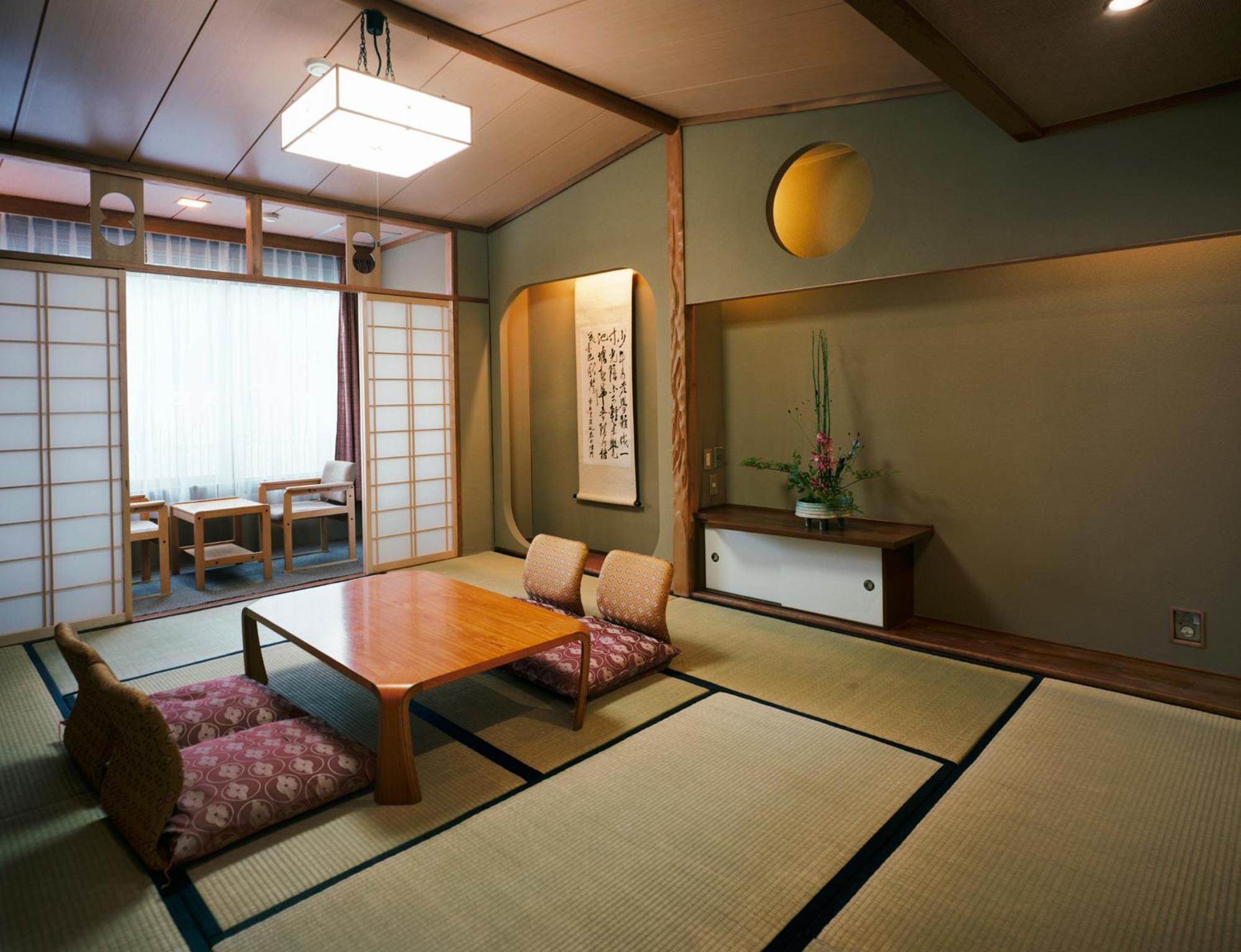 Japanese-Style Room