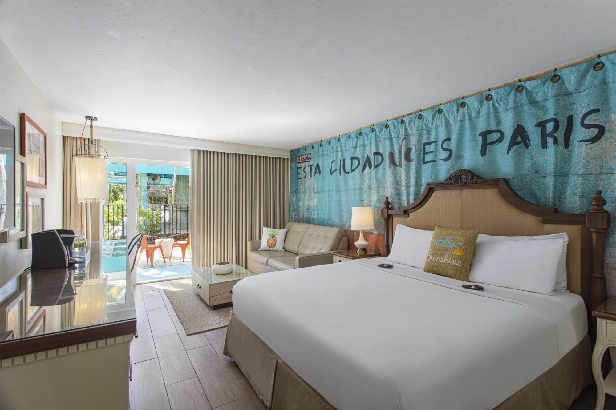 Premium Room 1 King Bed Gulf View Patio