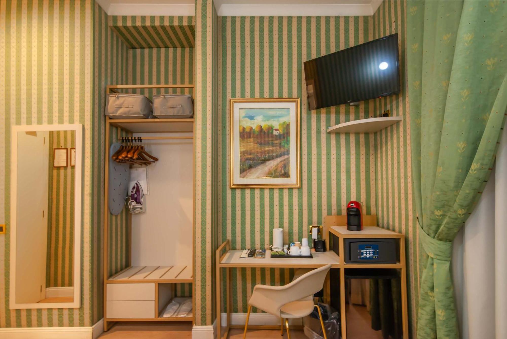 Small Double Room