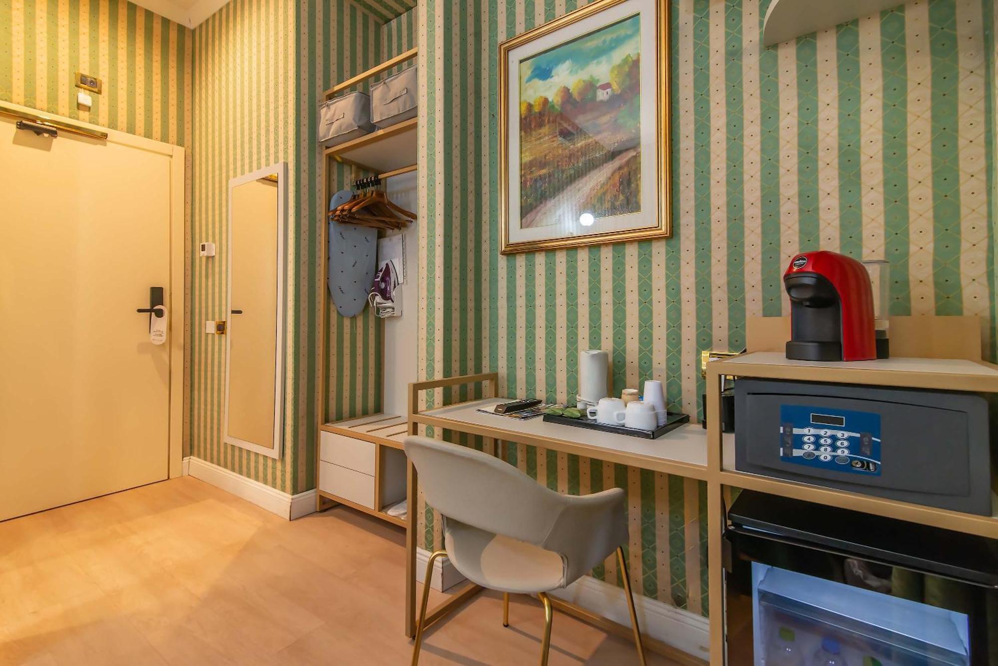 Small Double Room
