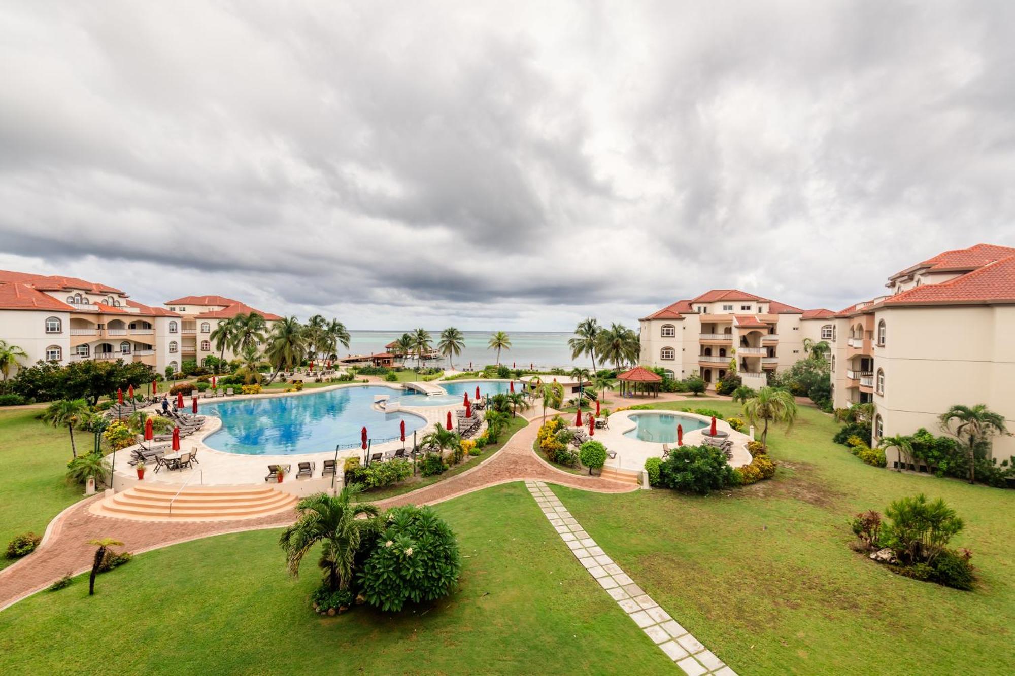 One-Bedroom Ocean View Condo