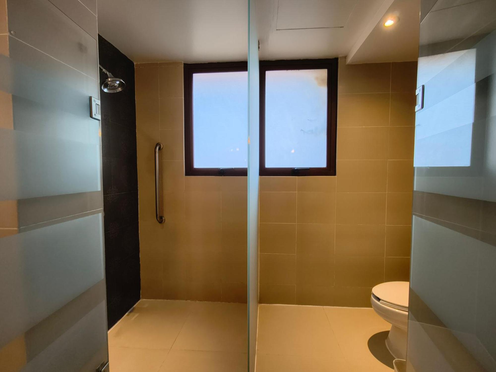 Superior King Suite