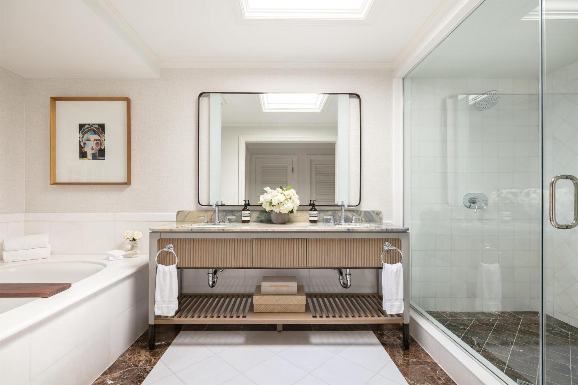 Grand Penthouse King Suite
