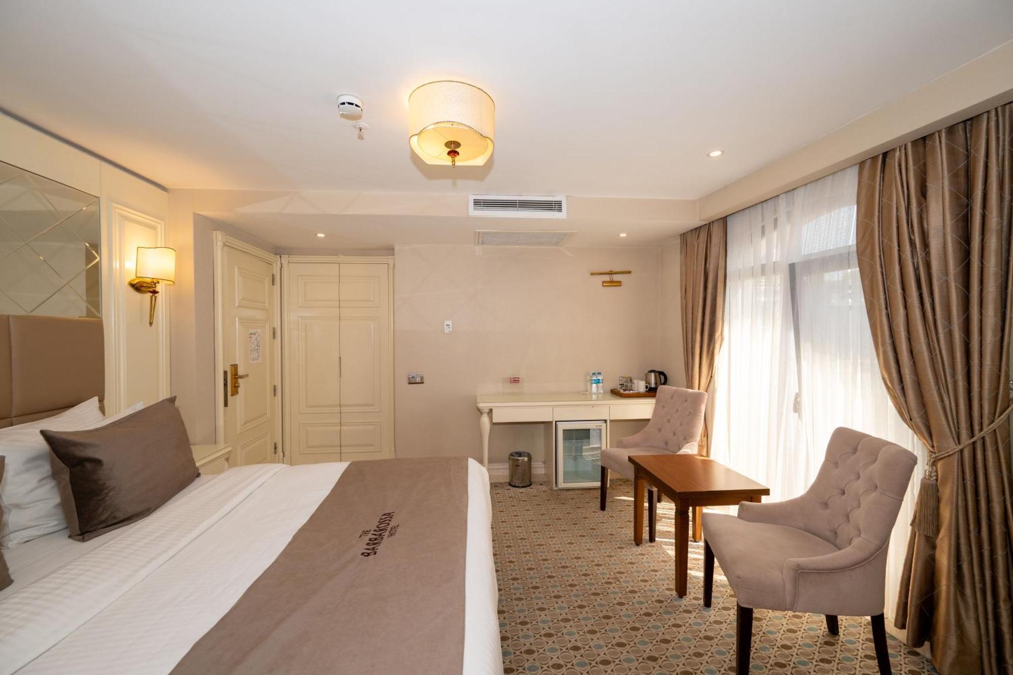 Deluxe Double Room French Balcony