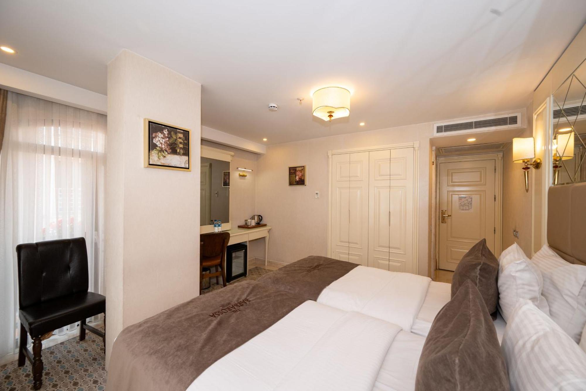 Deluxe Double Room French Balcony