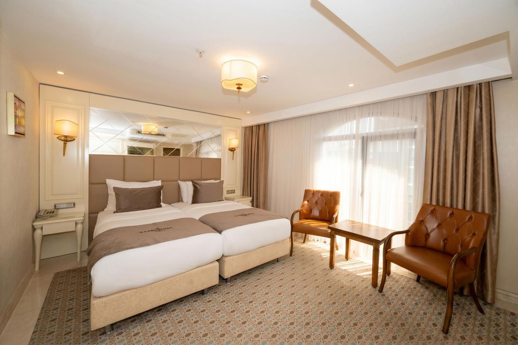 Deluxe Double Room French Balcony