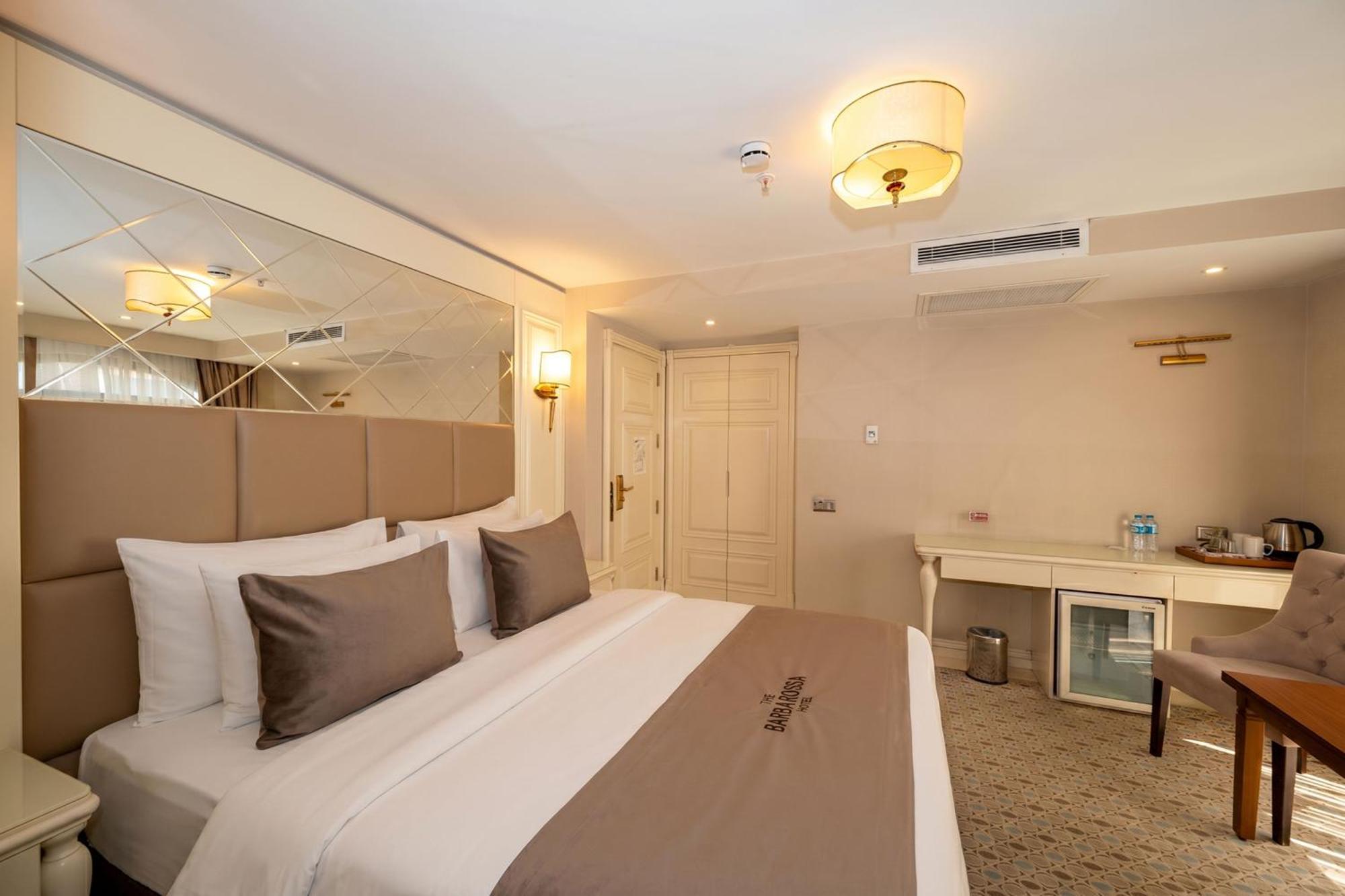 Deluxe Double Room French Balcony