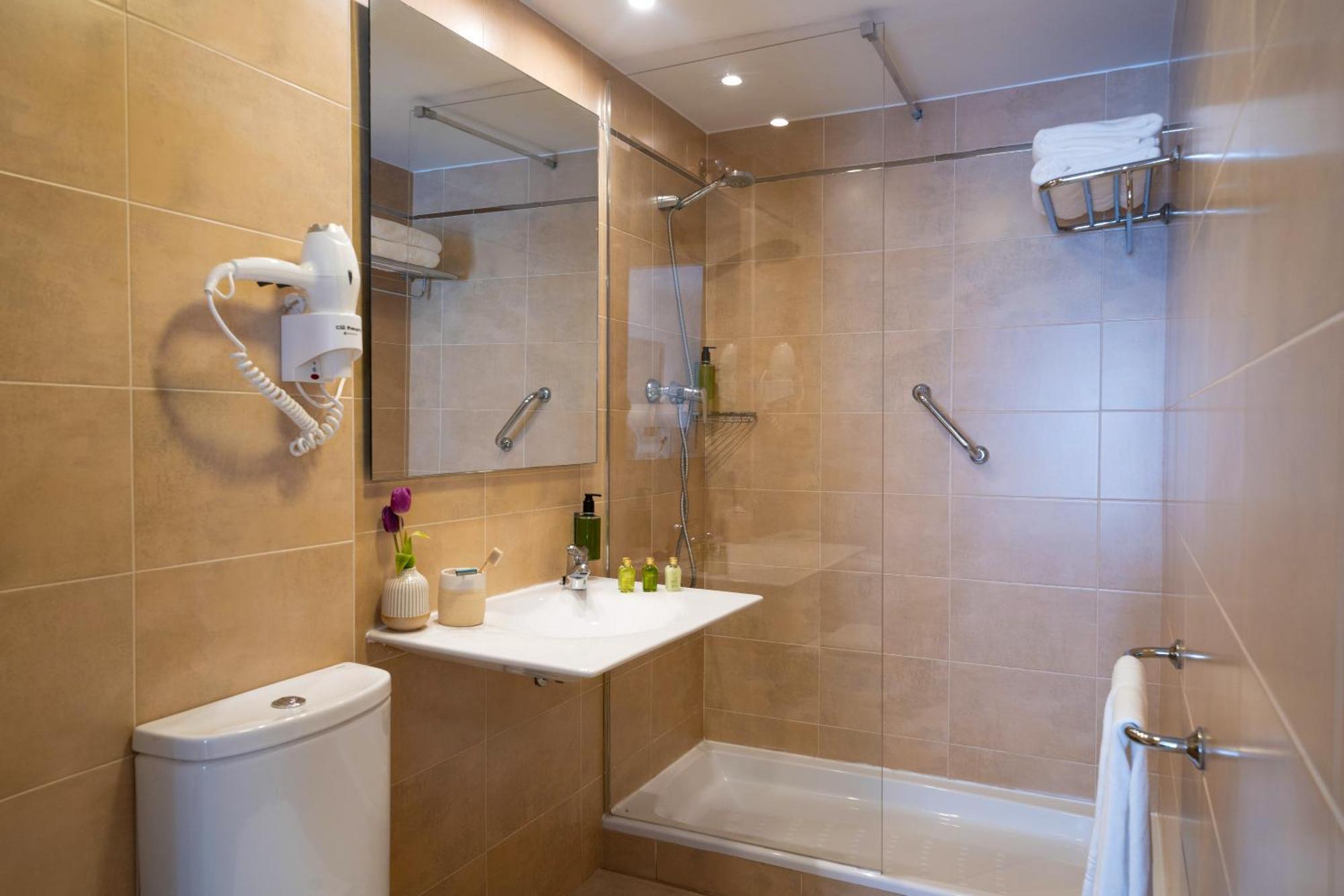 Classic Double or Twin Room