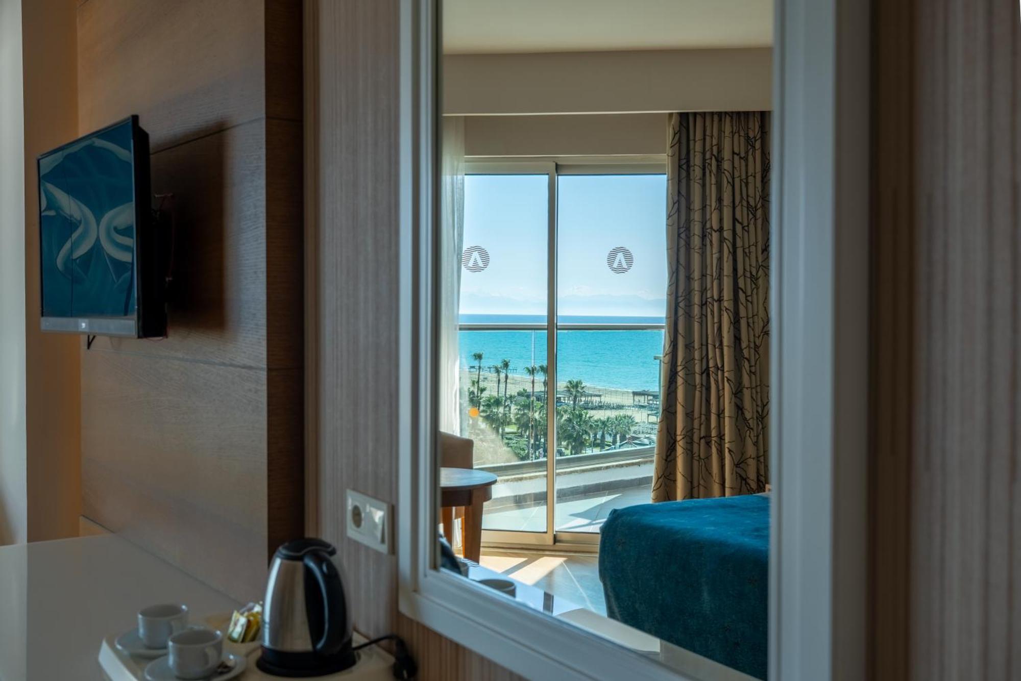 Double or Twin Room Partial Sea View