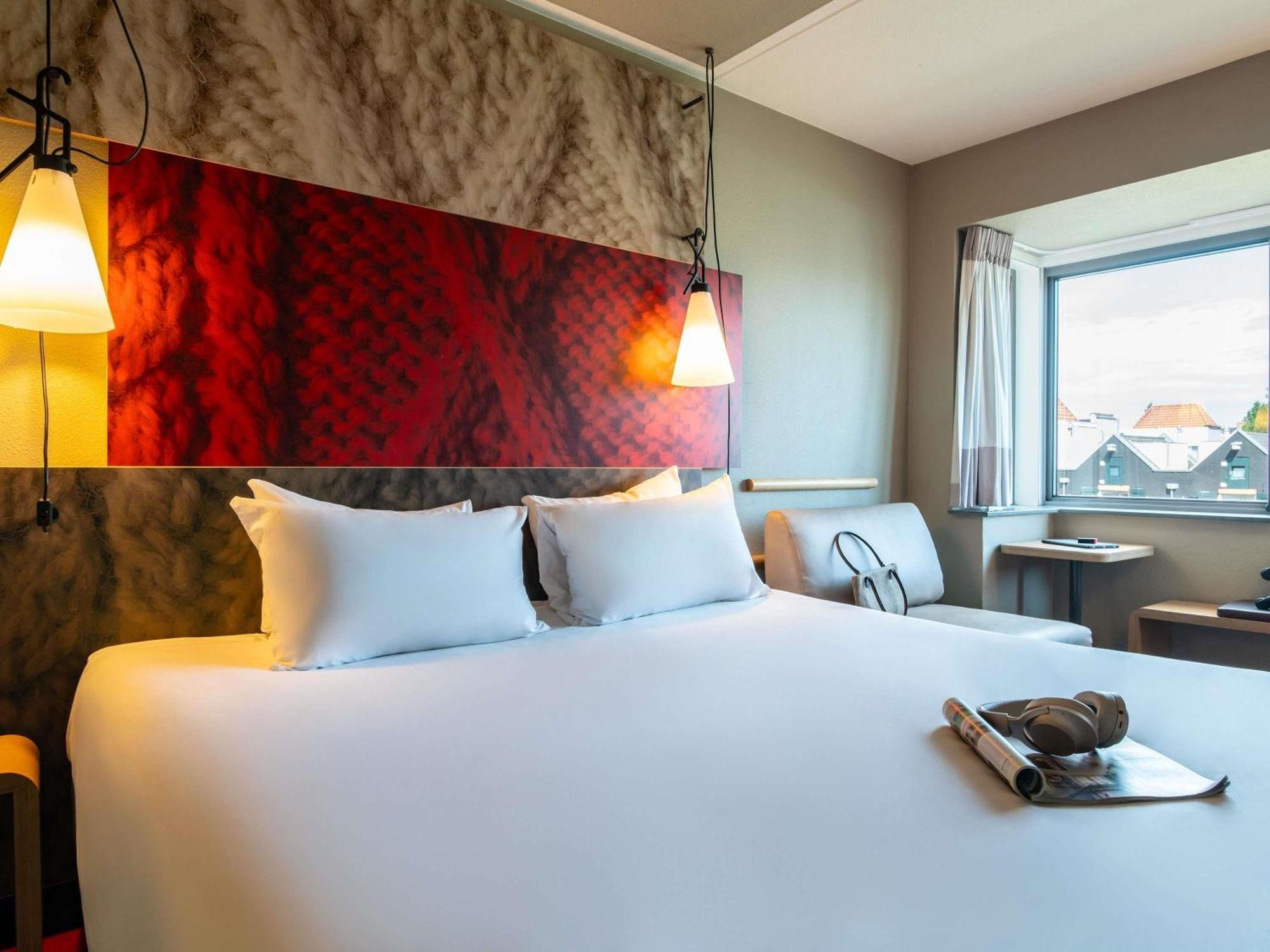 Premium Room Canal View Double Bed