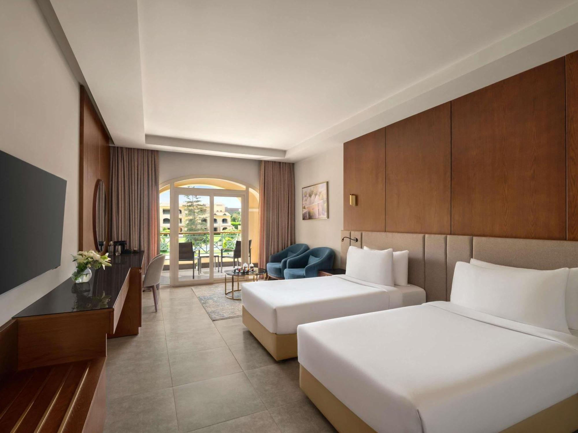 Premier Twin Room Pool View