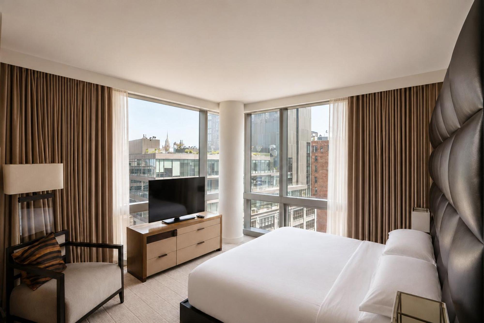 Hudson Square One-Bedroom Suite