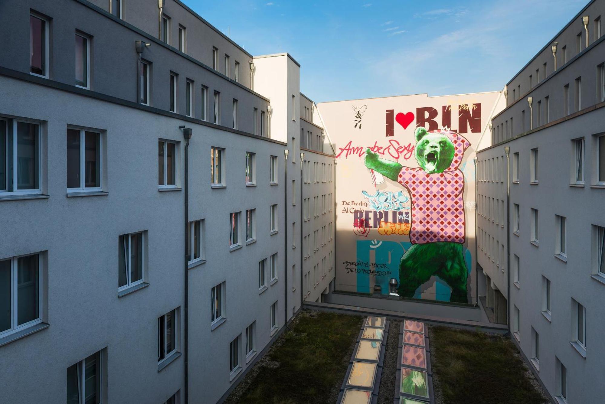 The Innside Room Courtyard View