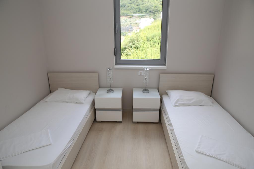 Two-Bedroom Apartment Sea View