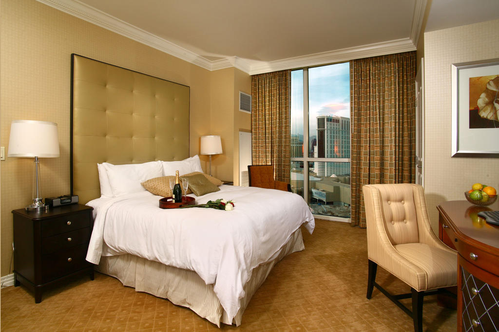 One-Bedroom Suite