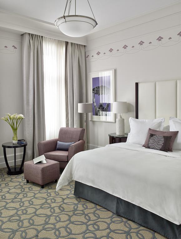 Gresham King Room