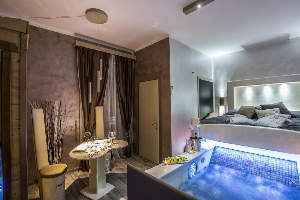 Double Room Spa Bath