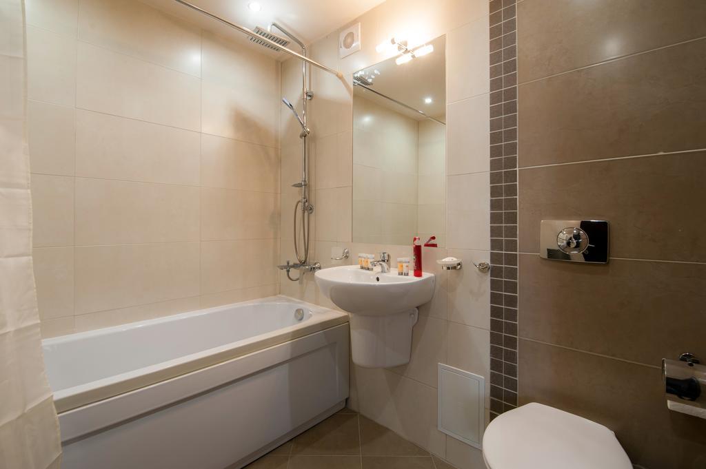 Deluxe Double Room in Annex Building with Free SPA Access