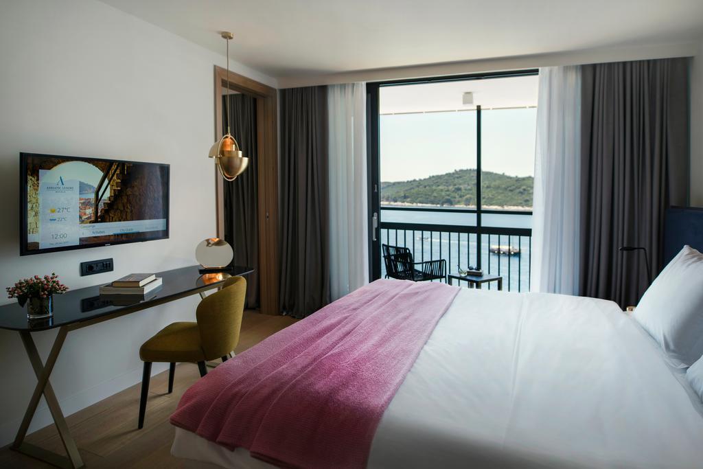 Suite Executiva com Varanda e Vista Mar