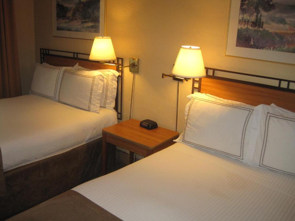 Double Room Two Double Beds Non-Smoking