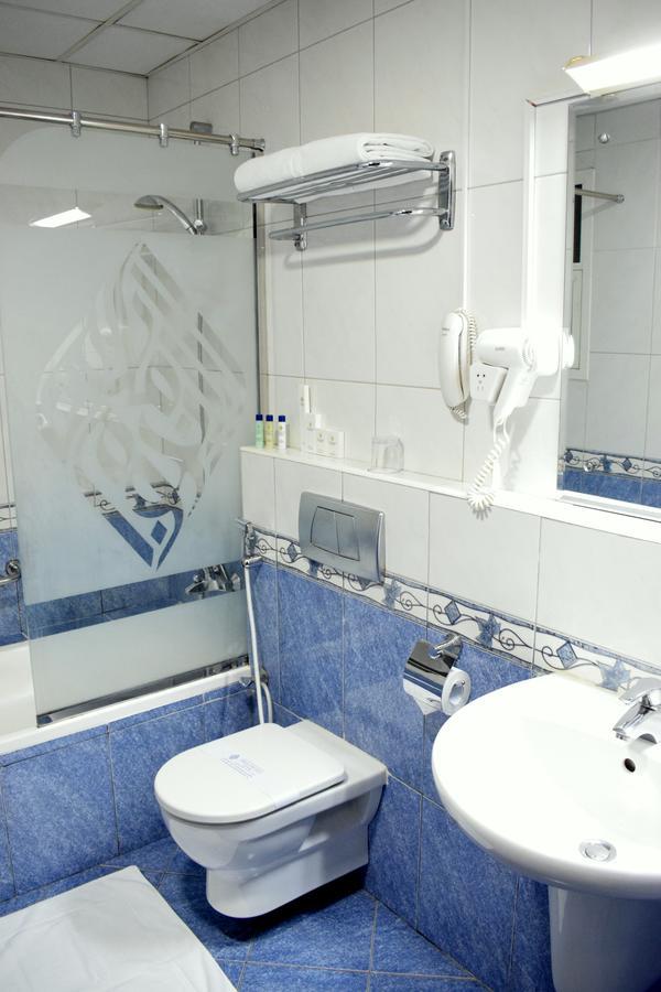 Luxury One-Bedroom Apartment