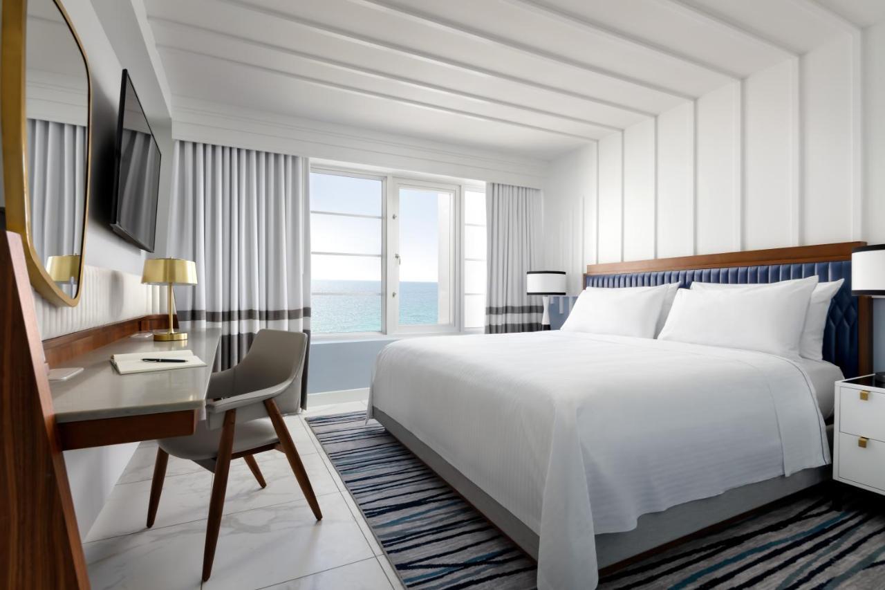 One-Bedroom King Suite - Oceanfront,1612964376:JPEG