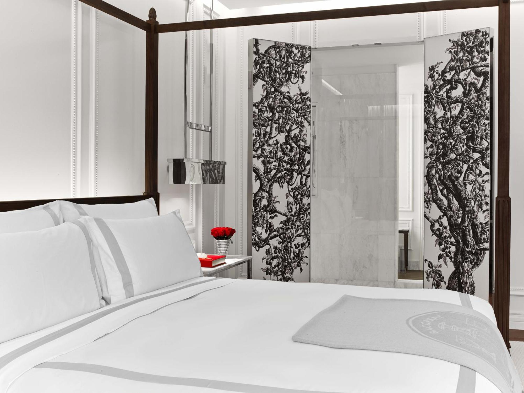 Quarto Clássico com Cama King-size