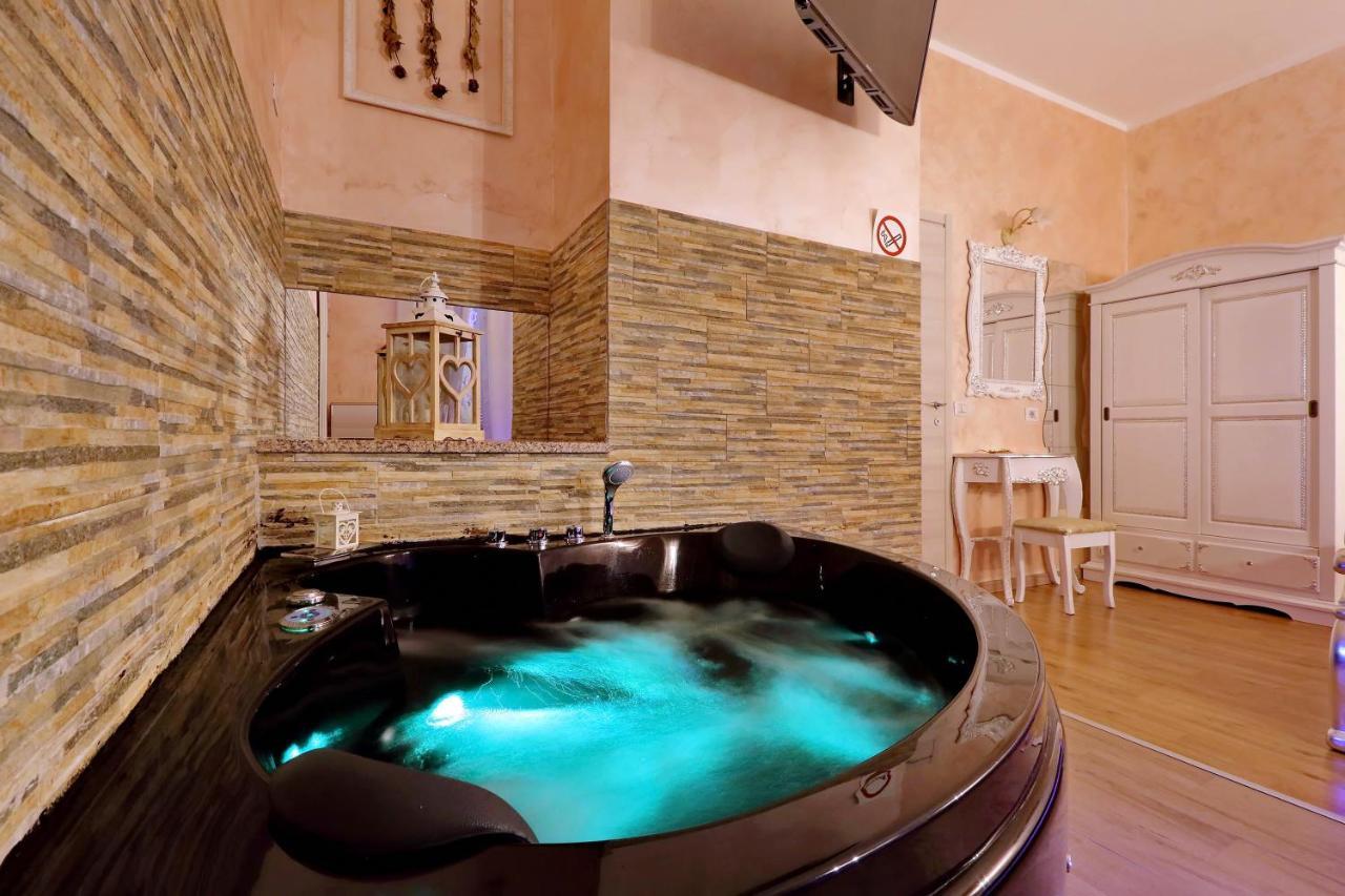 Double Room Spa Bath
