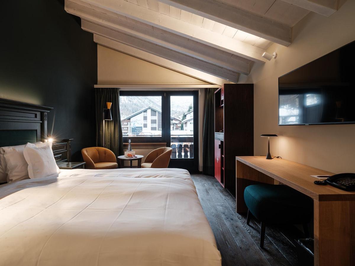 Deluxe Double Room Matterhorn View