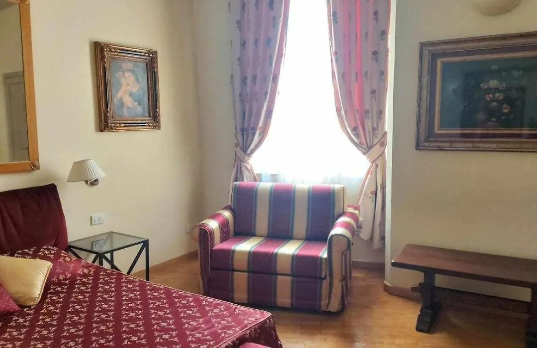Tornabuoni La Petite Suite-1