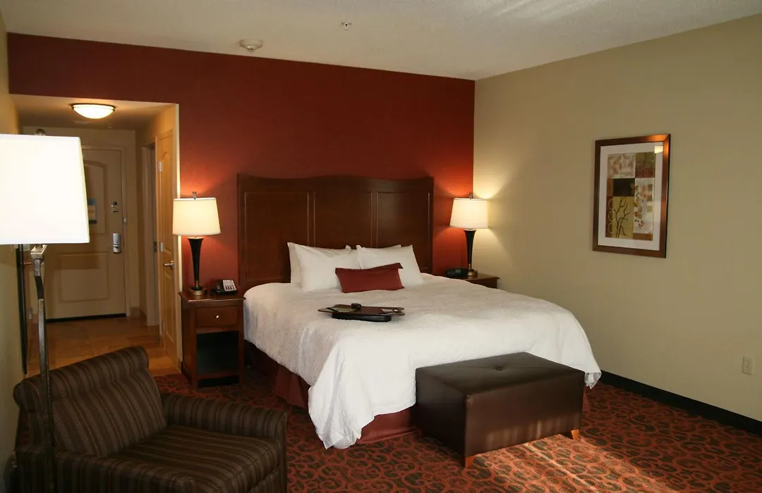 Hampton Inn Tomah-1