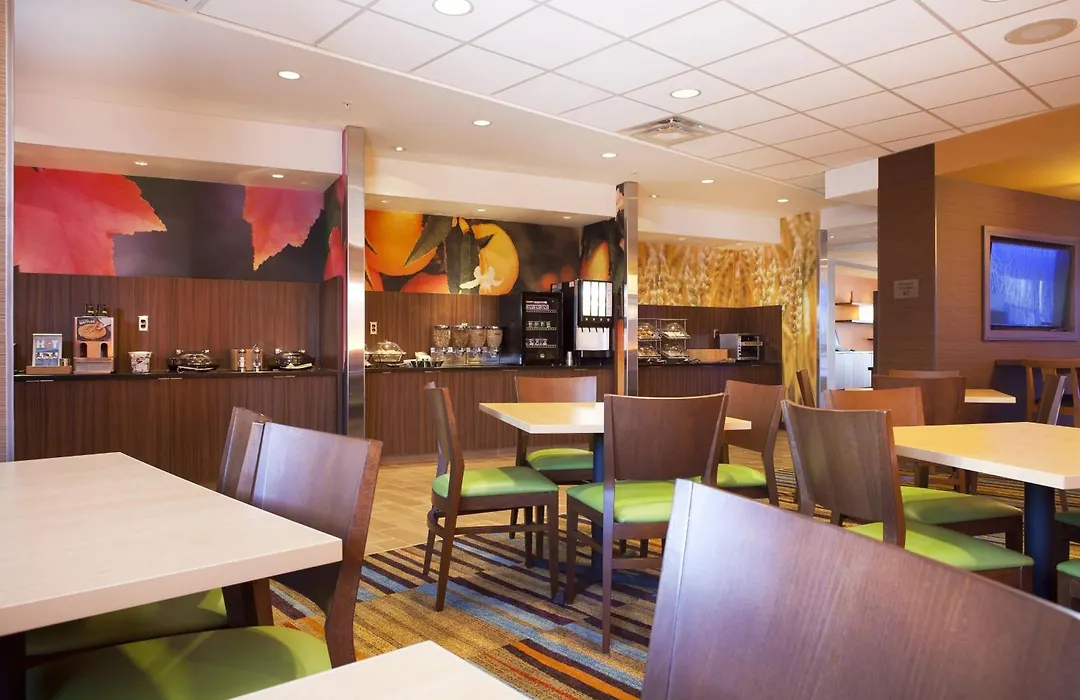 Fairfield Inn & Suites By Marriott Lethbridge-1