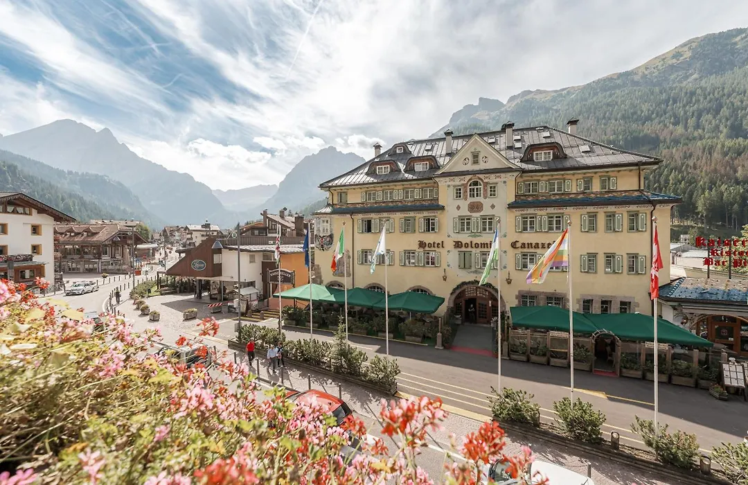 Hotel Dolomiti Schloss-1