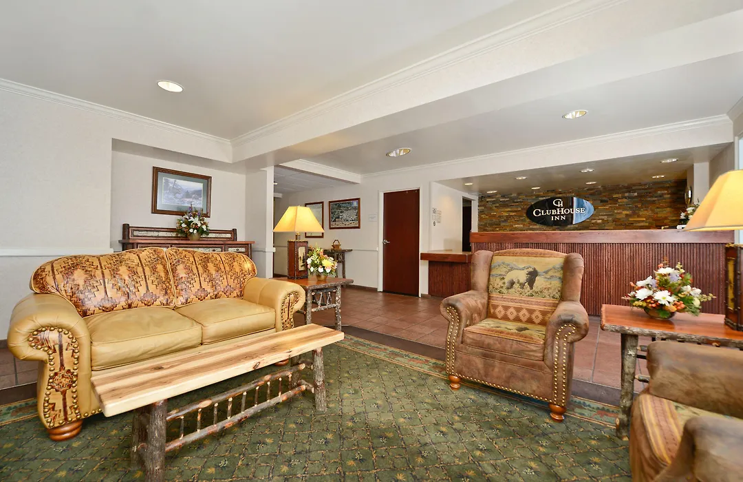 Clubhouse Inn-1