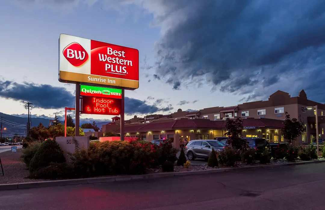 Best Western Plus Osoyoos Hotel & Suites-1