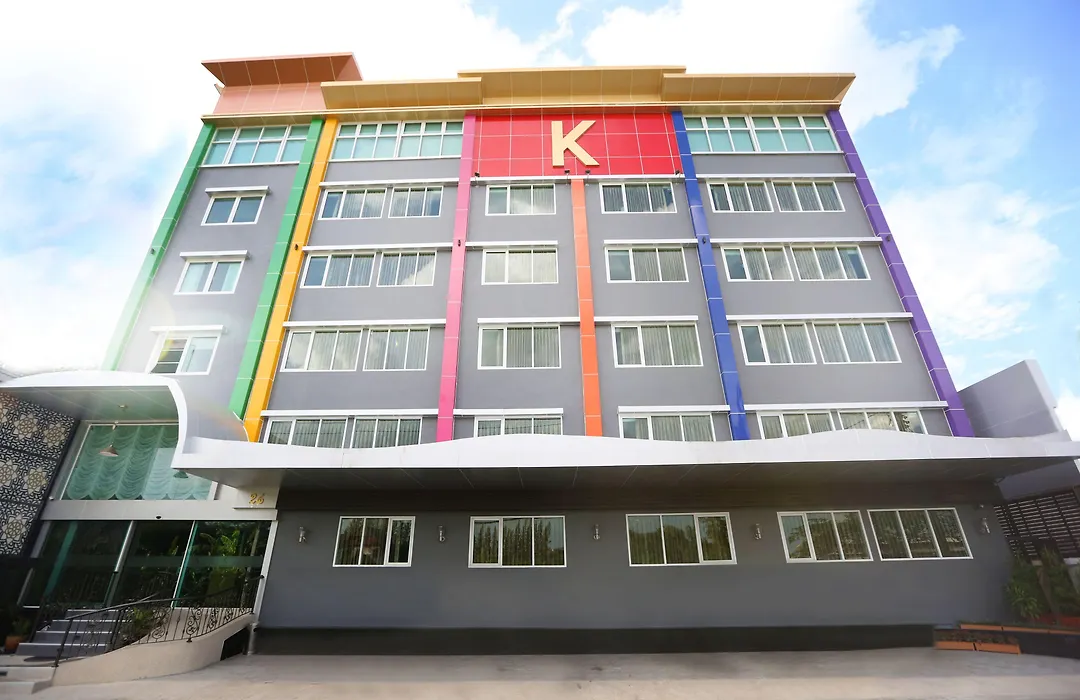 Roomquest Suvarnabhumi Airport Romklao Soi 6-1