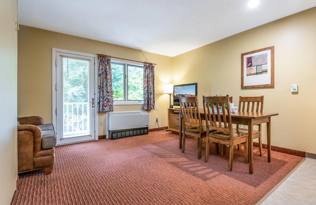 Grand Summit Hotel-1