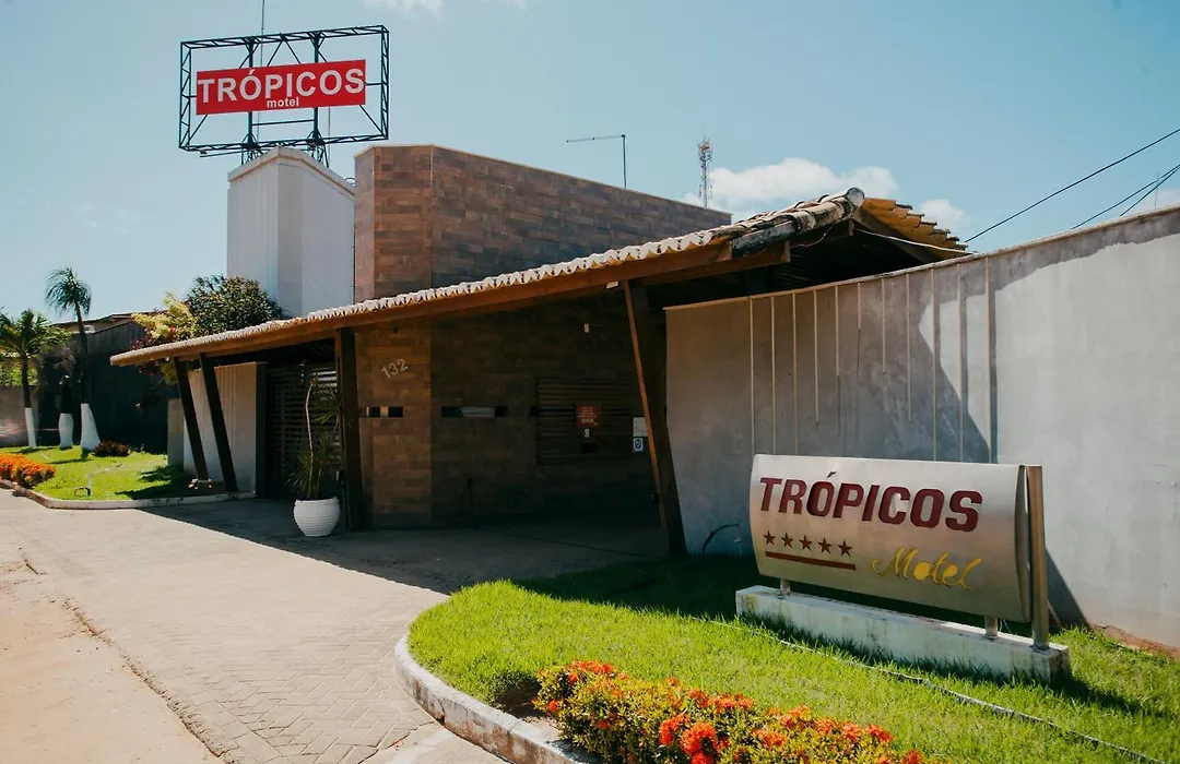 Trópicos Motel-1