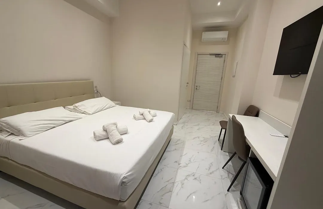 Hotel Margot-1